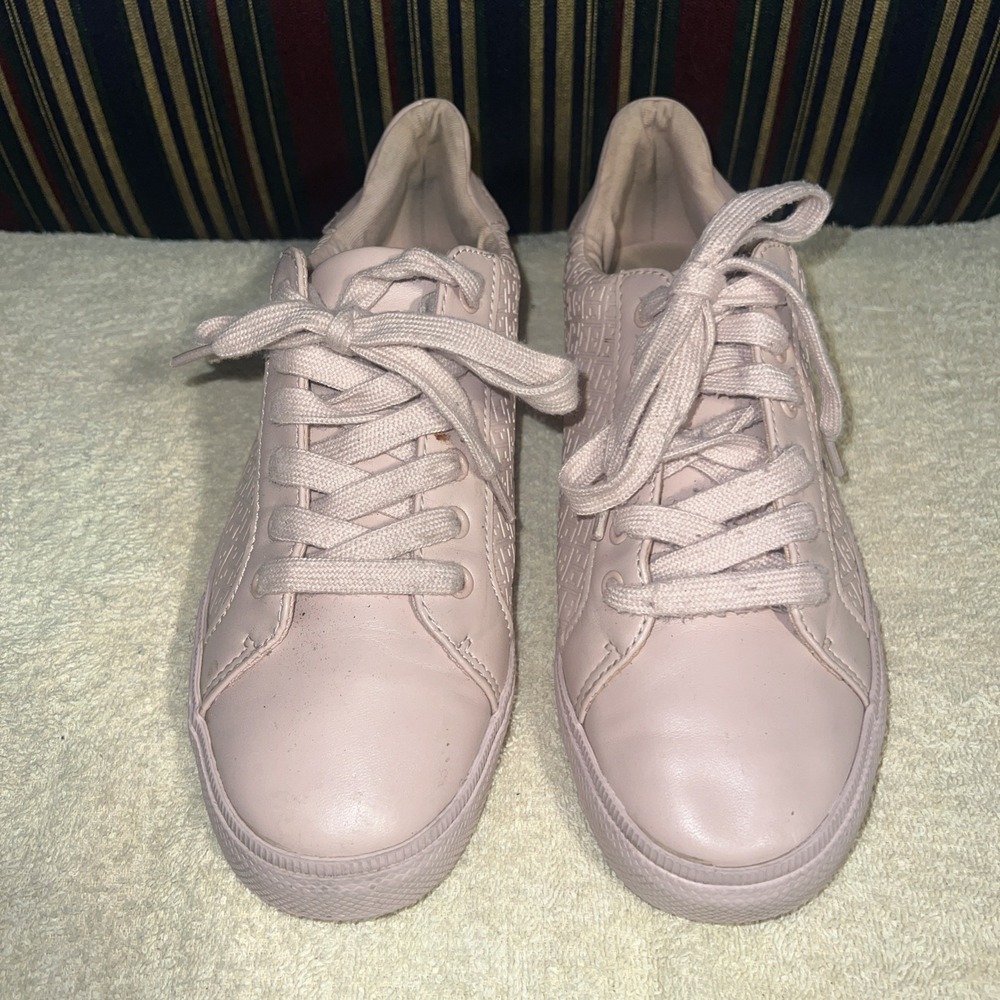 Tommy Hilfiger Womens Sneaker 7.5‎ Pink Leather Low Top